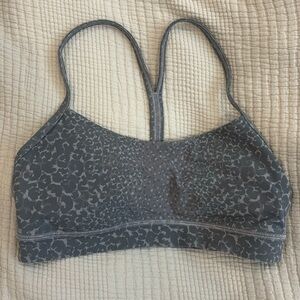 Lululemon - Flow Y Bra